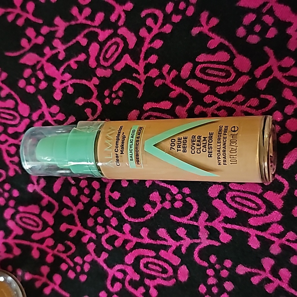 ALMAY Clear Complexion makeup